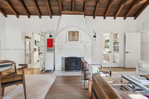 $1,499,000 | 453 Northeast 89th Street, El Portal, FL 33138