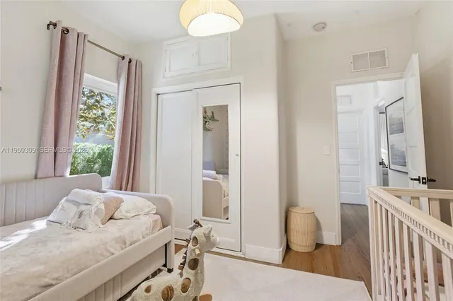 $1,590,000 | 453 Northeast 89th Street, El Portal, FL 33138