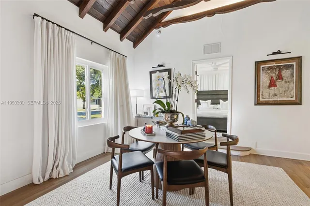 $1,590,000 | 453 Northeast 89th Street, El Portal, FL 33138