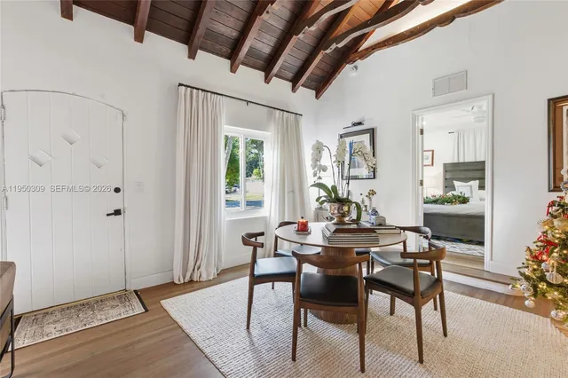 $1,590,000 | 453 Northeast 89th Street, El Portal, FL 33138