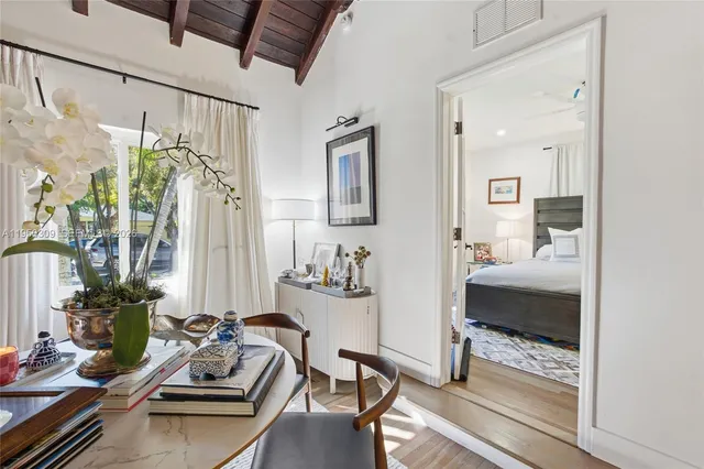 $1,590,000 | 453 Northeast 89th Street, El Portal, FL 33138