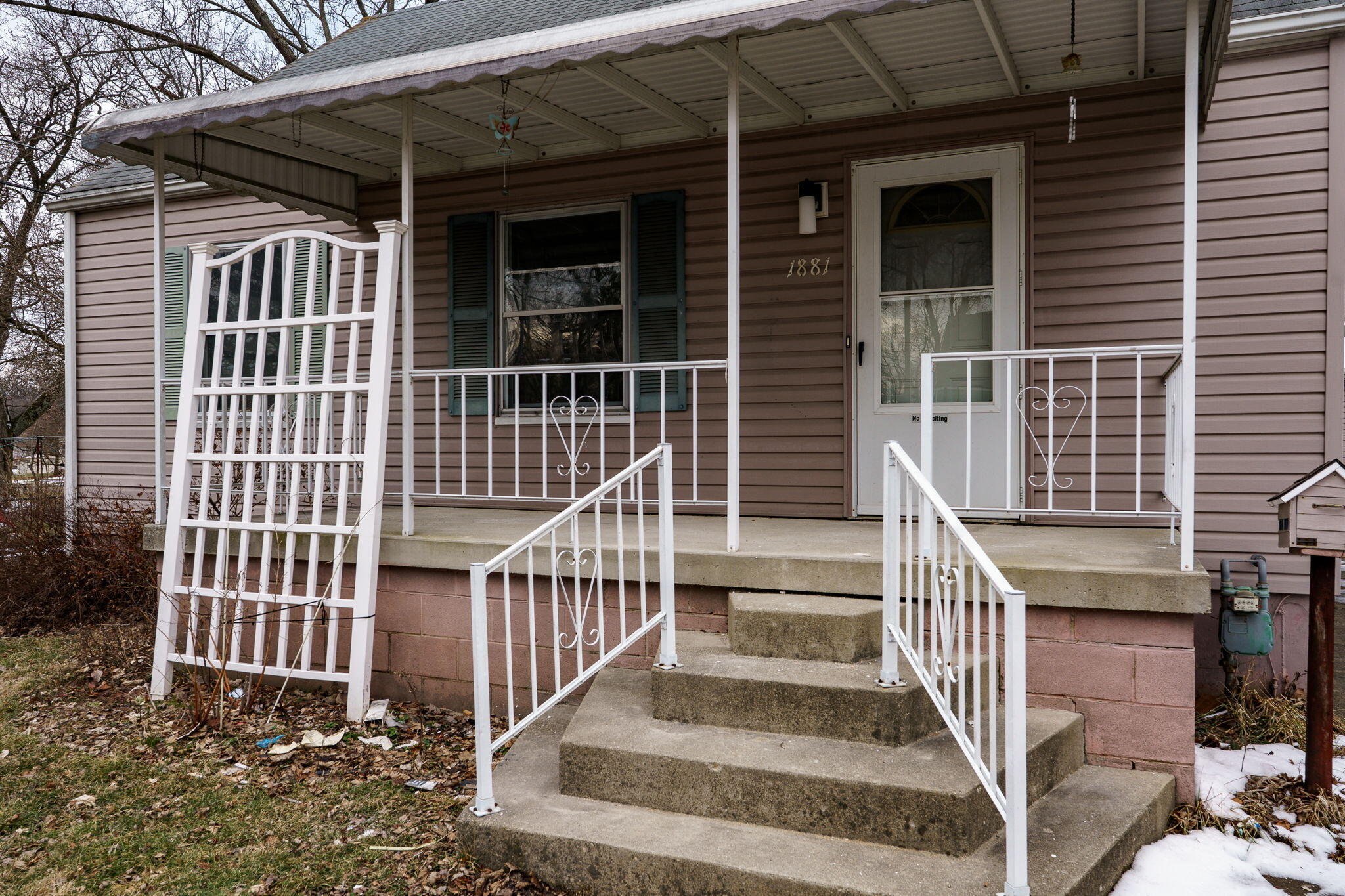 1881 Quincy Road Springfield, OH 45505 - Photo 5 of 45