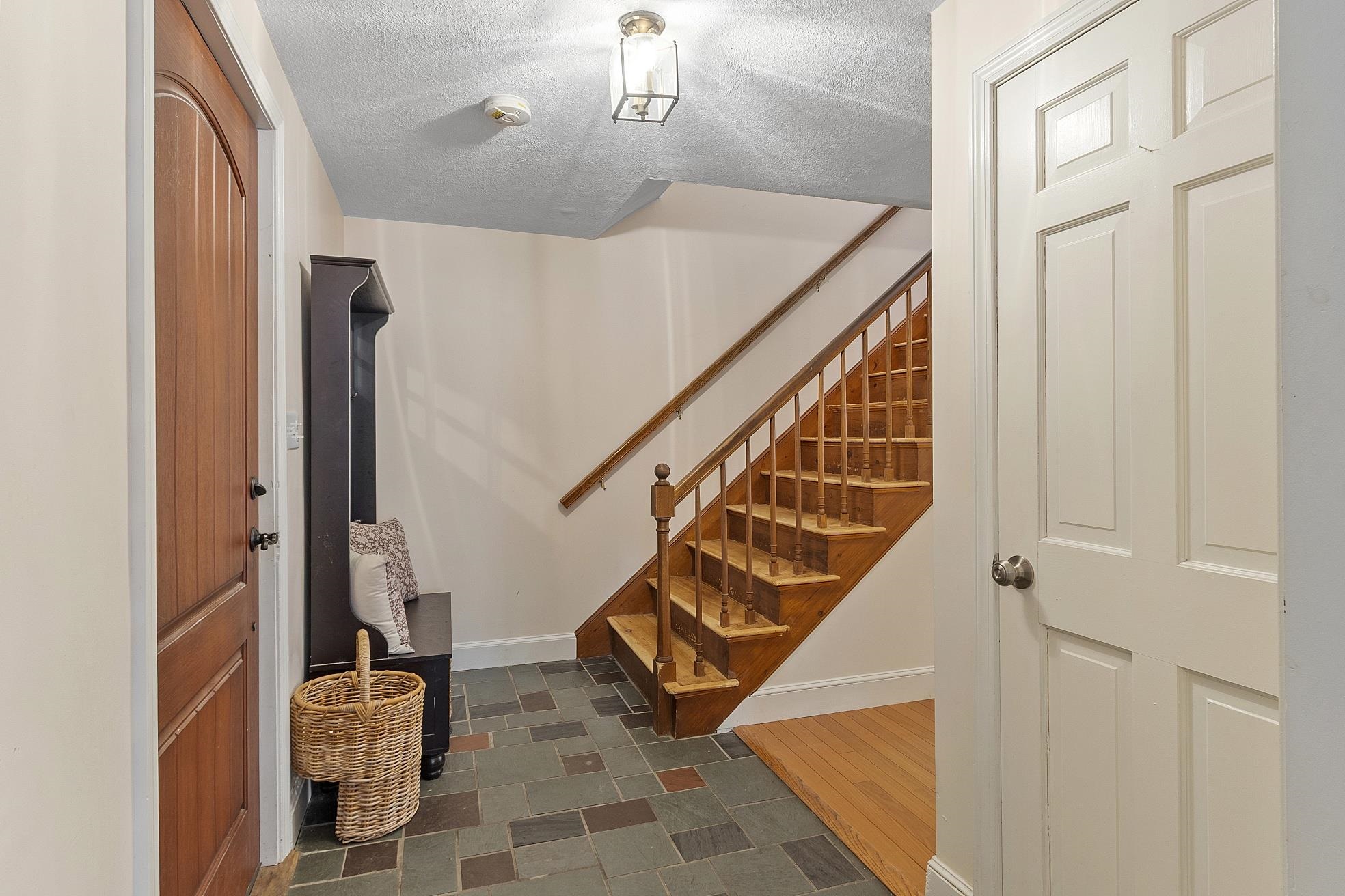 201 Oak Ridge Road Plaistow, NH 03865 - Photo 15 of 57