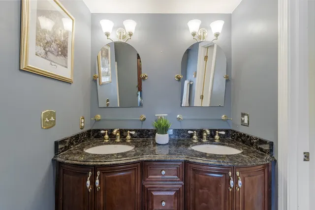 $809,900 | 201 Oak Ridge Road, Plaistow, NH 03865