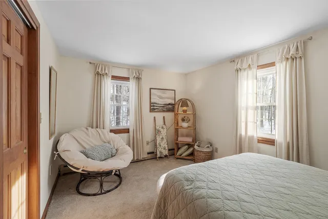 $809,900 | 201 Oak Ridge Road, Plaistow, NH 03865