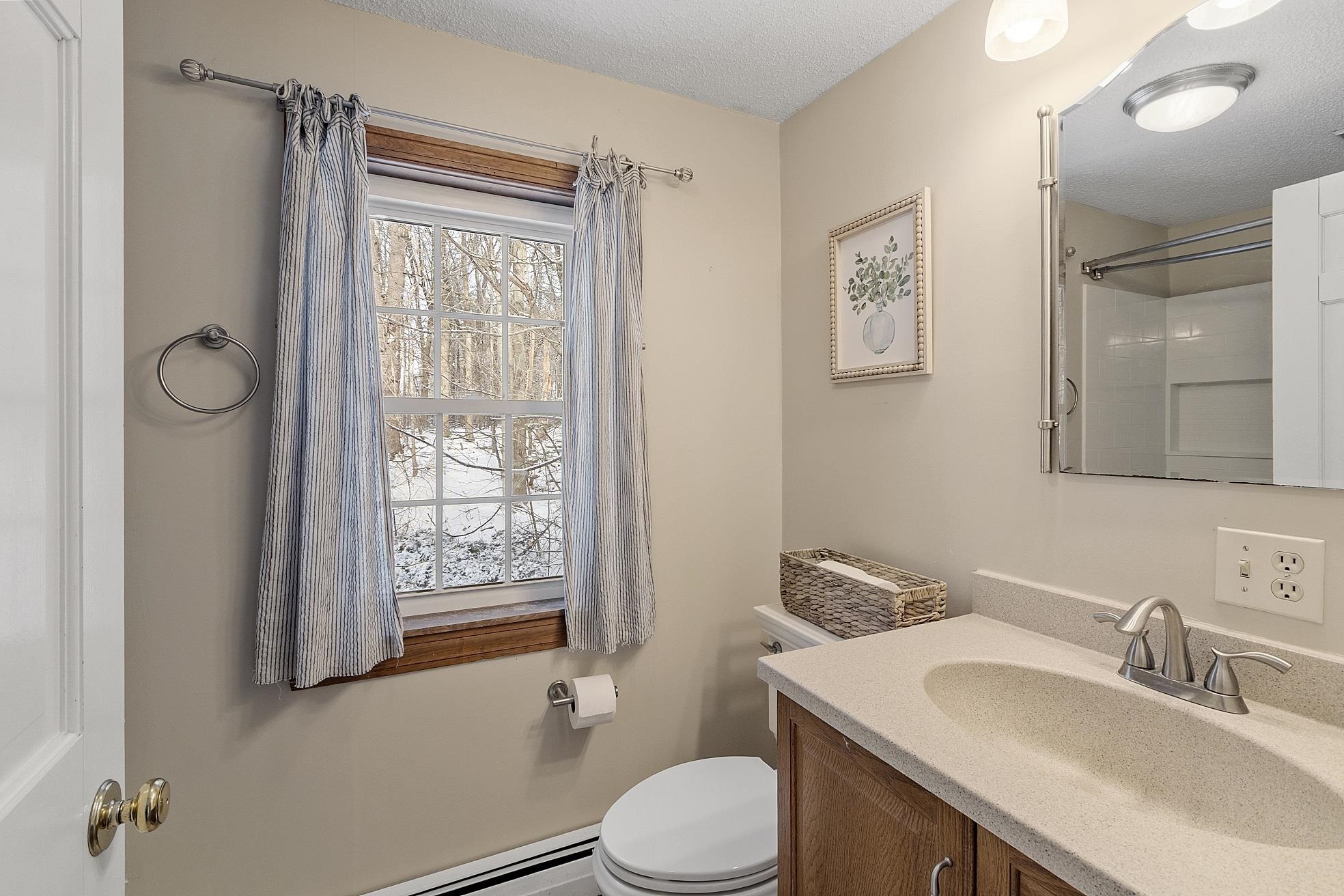 201 Oak Ridge Road Plaistow, NH 03865 - Photo 46 of 57