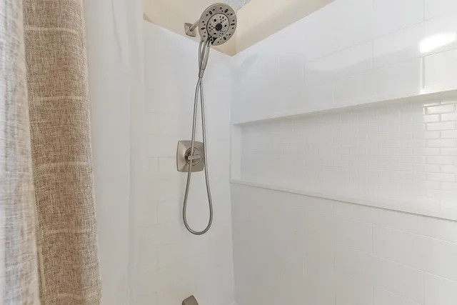 $809,900 | 201 Oak Ridge Road, Plaistow, NH 03865