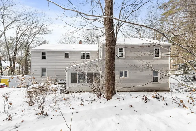 $809,900 | 201 Oak Ridge Road, Plaistow, NH 03865