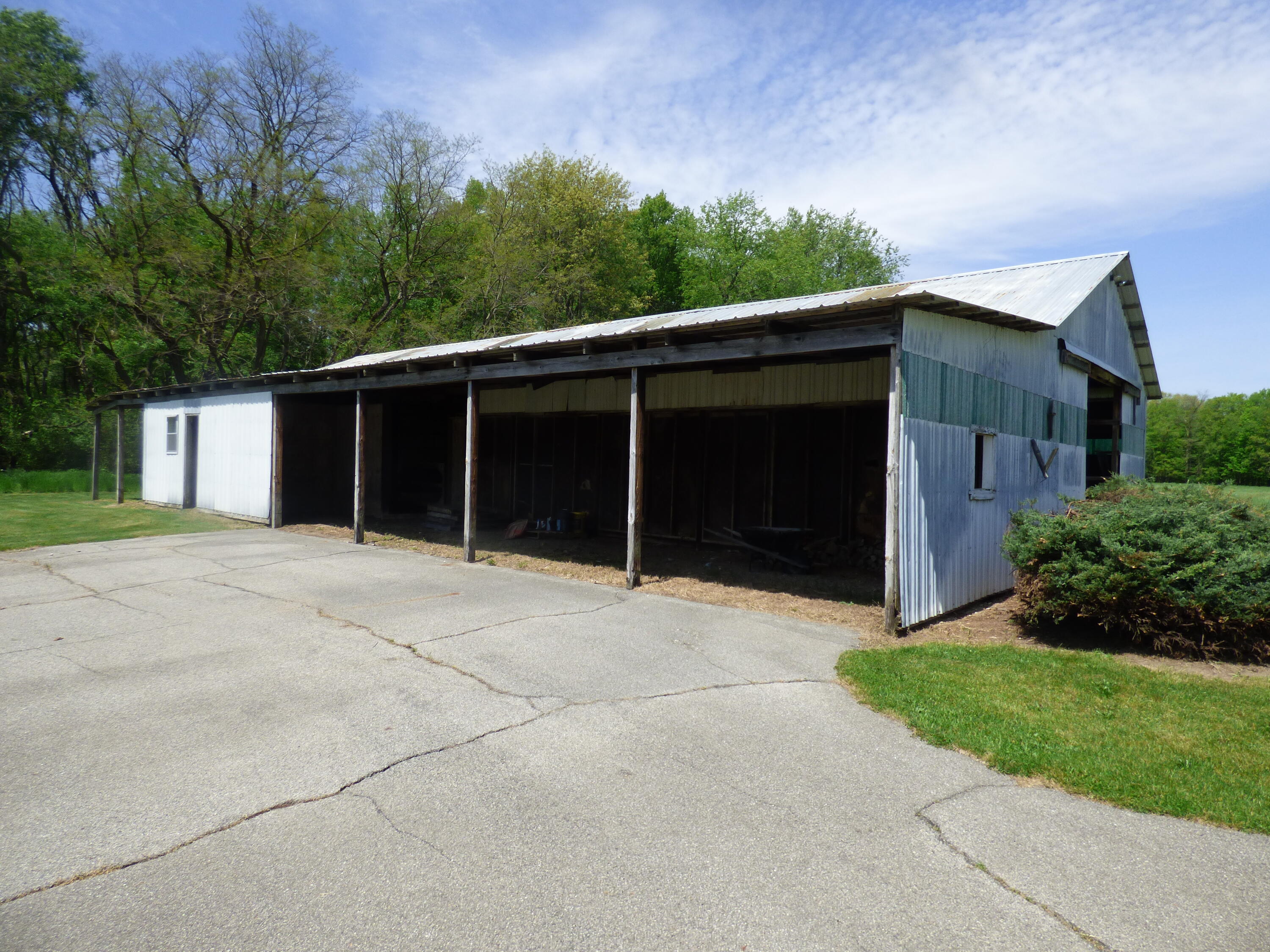 385 Stafford Road Niles, MI 49120 - Photo 8 of 55 P1090449