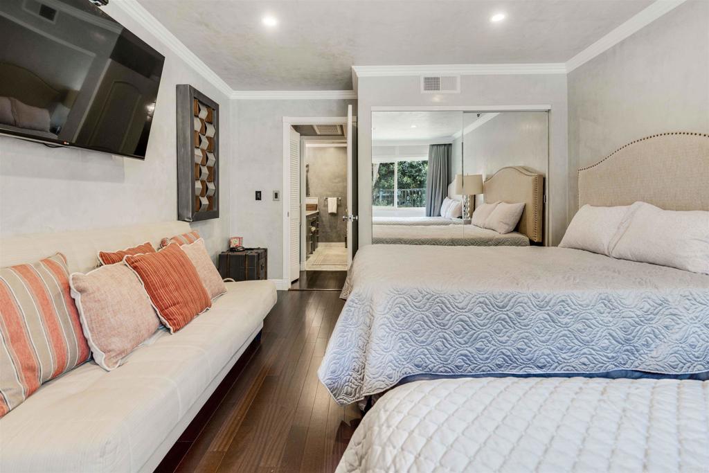 5705 Friars Road, Unit 11 San Diego, CA 92110 - Photo 20 of 37