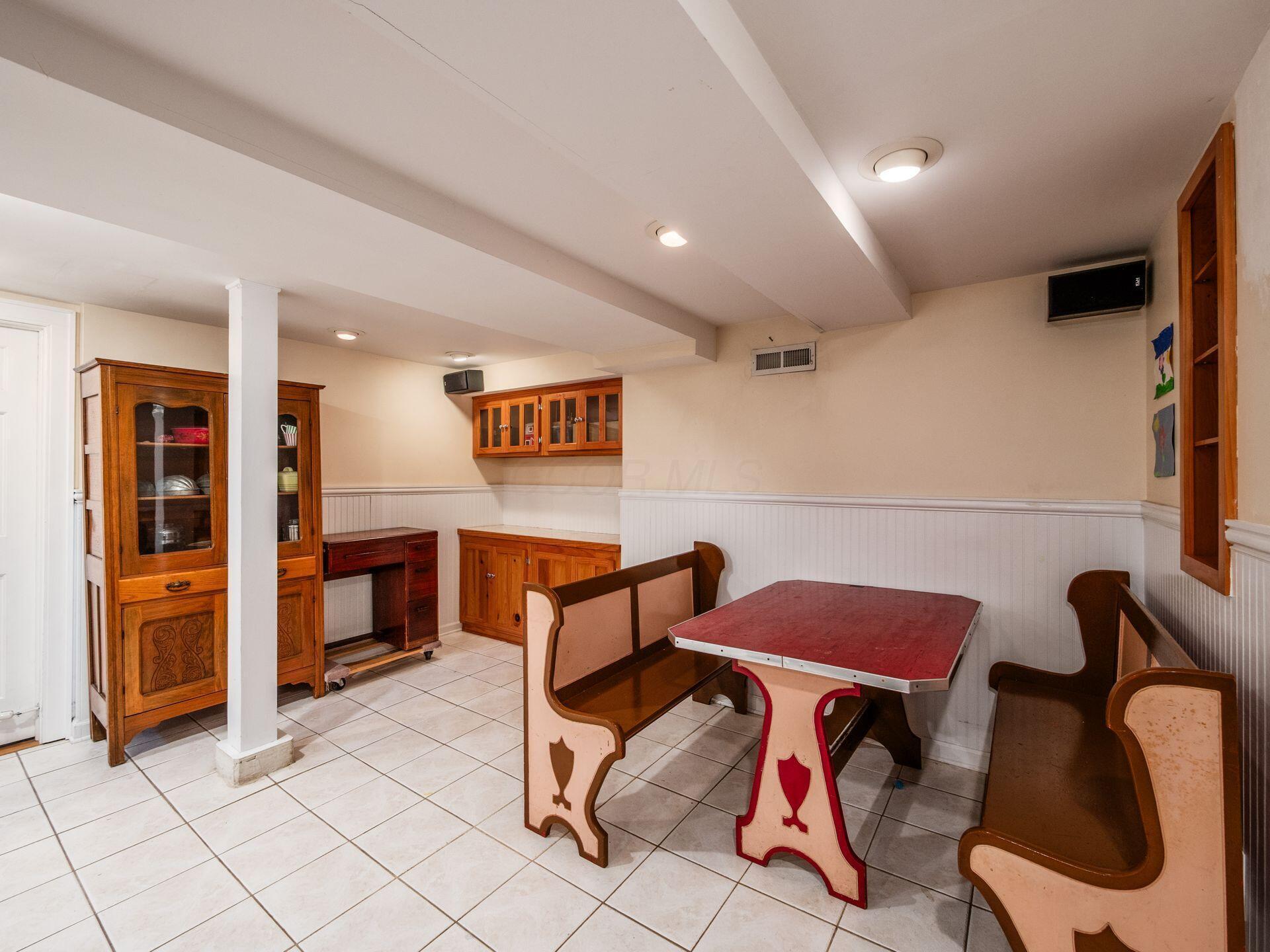 2424 Sherwood Road Bexley, OH 43209 - Photo 49 of 92 LL Rec Room
