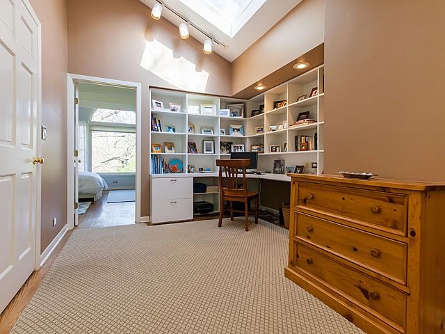 901 South County Line Road Hinsdale, IL 60521 - Photo 10 of 25 a view of work space with furniture and windows