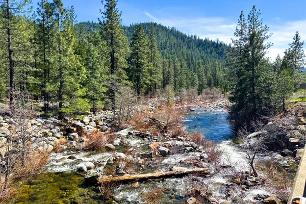 $40,000 | 79402 Highway 3, Trinity Center, CA 96091