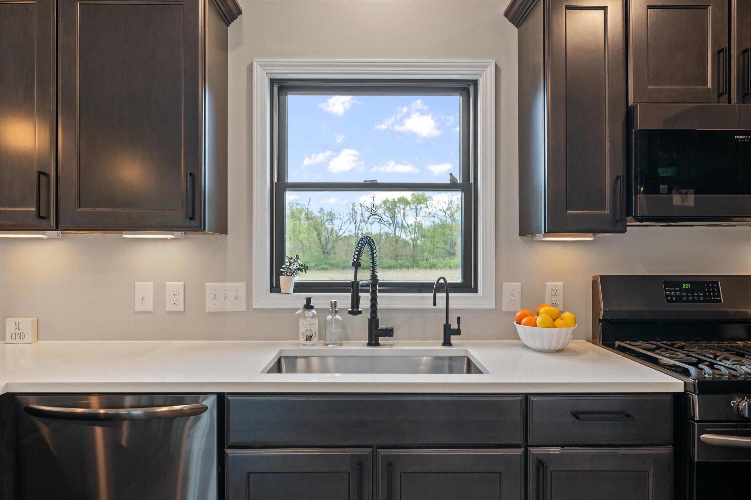 1757 Portage Road Niles, MI 49120 - Photo 9 of 37 20-DSC00316