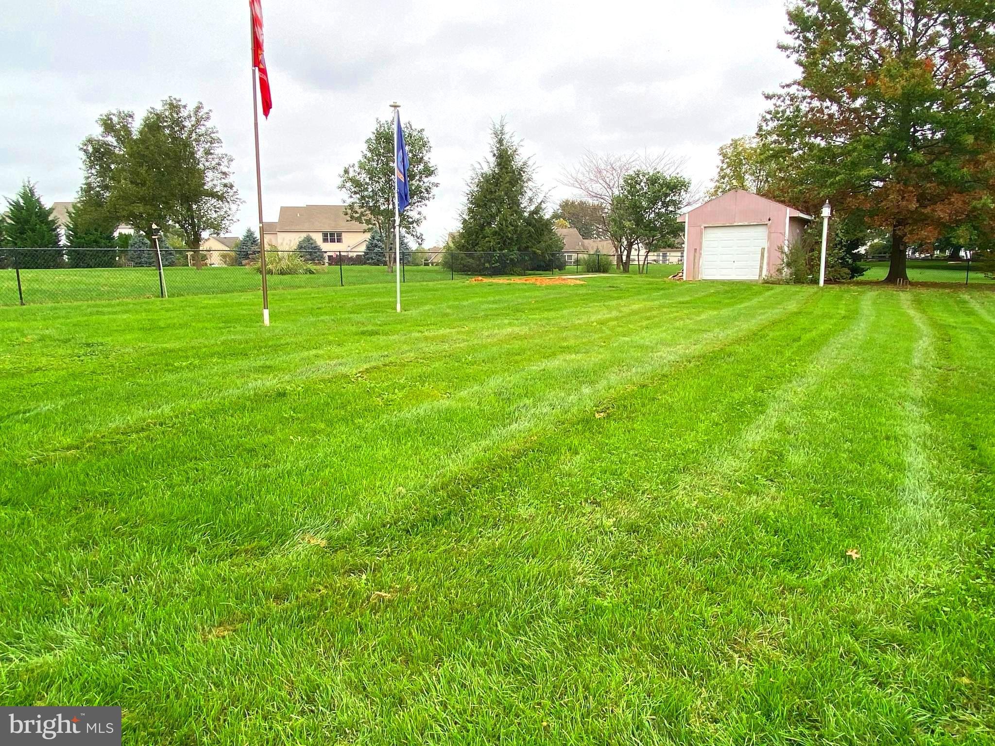 951 Hoffer Road Annville, PA 17003 - Photo 8 of 40 Spacious fenced-in backyard.