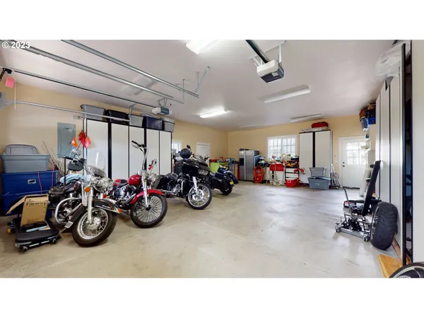 a room with lots of gym equipment