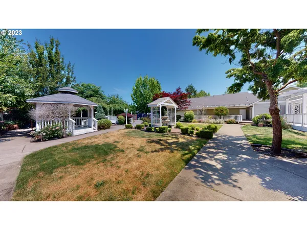 $1,499,000 | 250 68th Street, Springfield, OR 97478