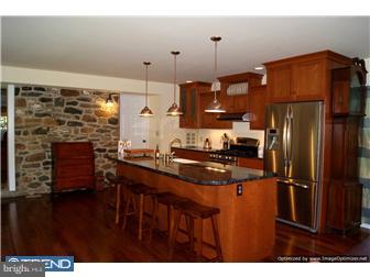111 Radnor Street Road Wayne, PA 19087 - Photo 10 of 12 Kitchen
