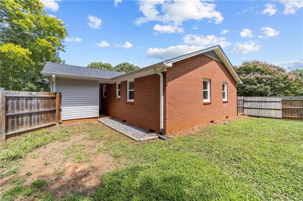 260 Pilotview Loop Madison, NC 27025 - Photo 5 of 22 REAR OF HOME