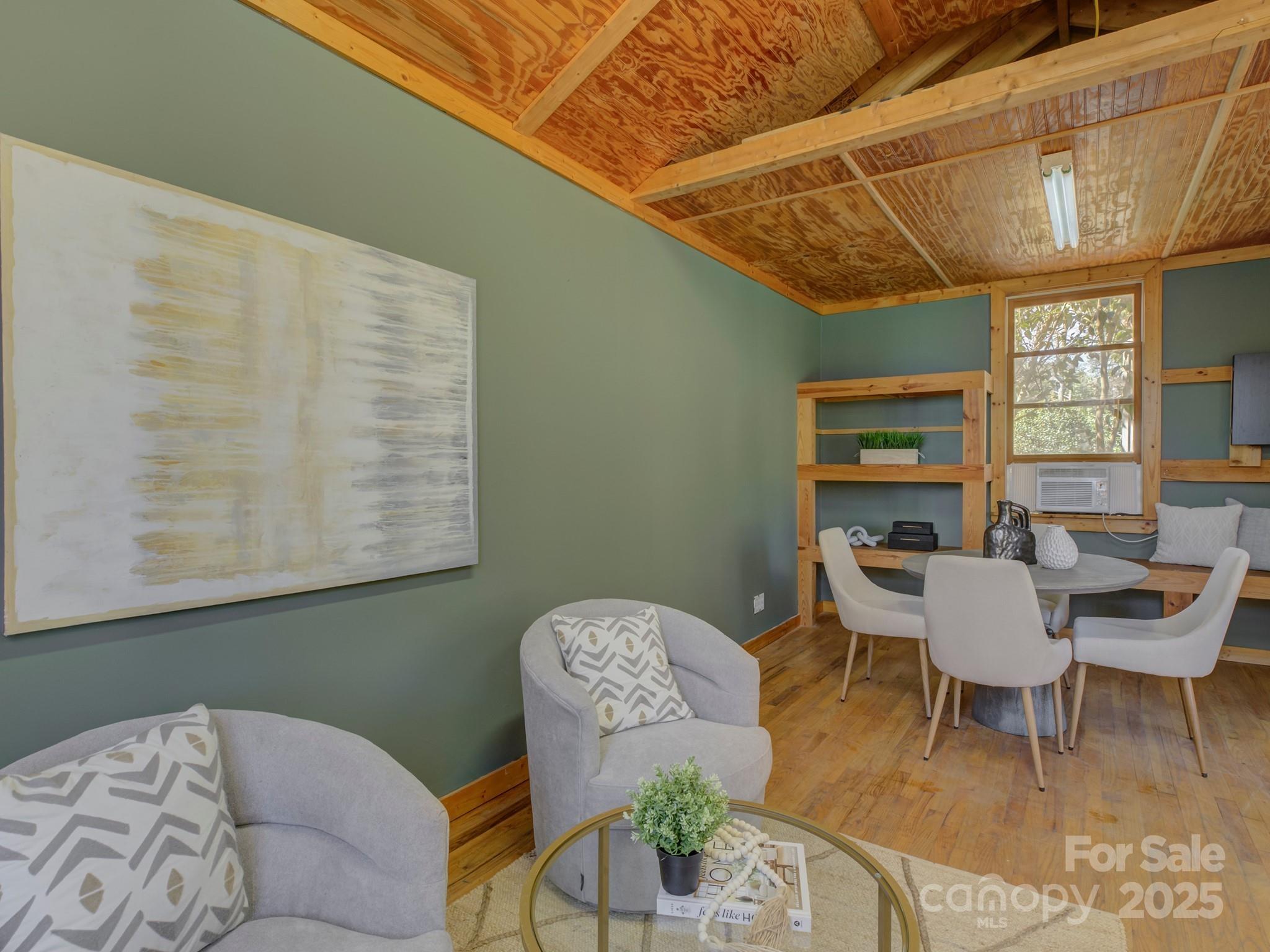 1225 Braeburn Road Charlotte, NC 28211 - Photo 45 of 45 a view of a livingroom with furniture
