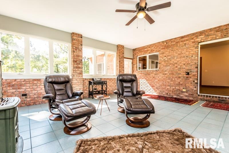 18100 River Road Danvers, IL 61732 - Photo 21 of 50