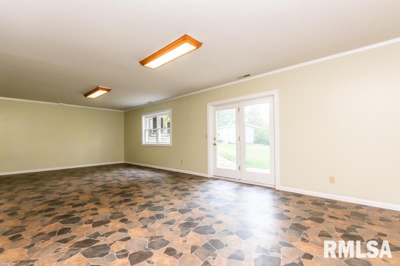 18100 River Road Danvers, IL 61732 - Photo 36 of 50