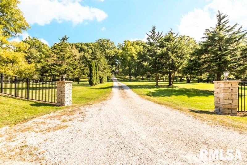 18100 River Road Danvers, IL 61732 - Photo 41 of 50