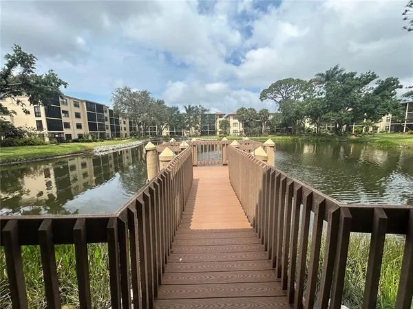 $1,350 | 515 West 30th Avenue, Unit 405H, Bradenton, FL 34205