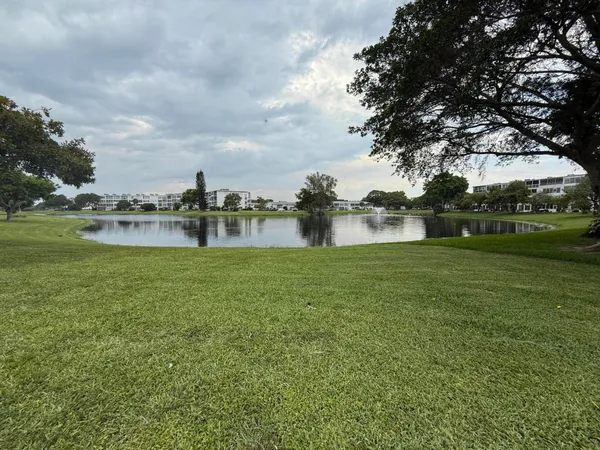 $175,000 | 4021 Farnham North, Unit 4021, Deerfield Beach, FL 33442