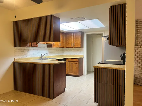 $1,700 | 13037 North 51st Drive, Glendale, AZ 85304