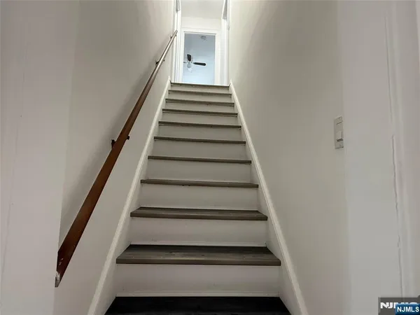 $4,700 | 40 Hickory Avenue, Bergenfield, NJ 07621