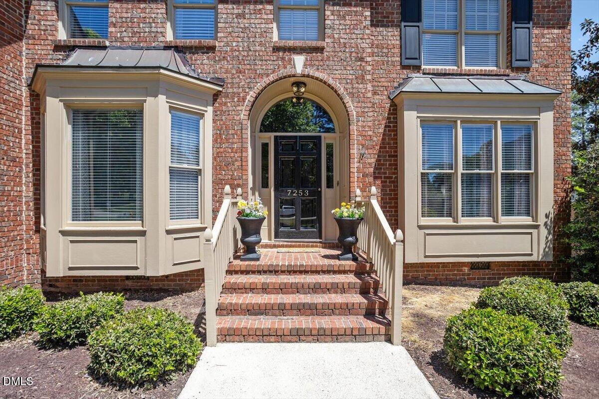 7253 Manor Oaks Drive Raleigh, NC 27615 - Photo 9 of 49 Gallery Image 9