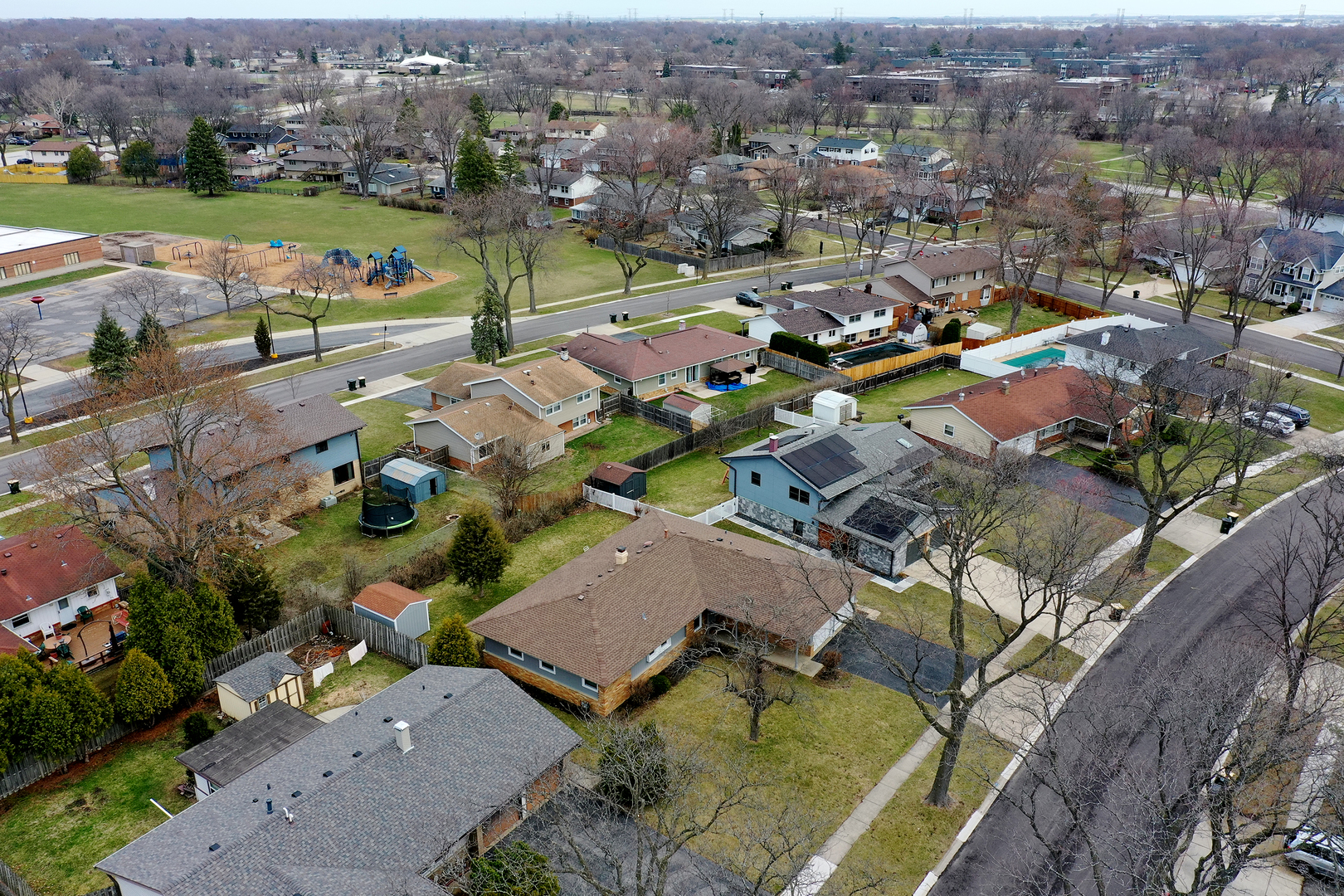 76 Grange Road Elk Grove Village, IL 60007 - Photo 29 of 39 Gallery Image 29