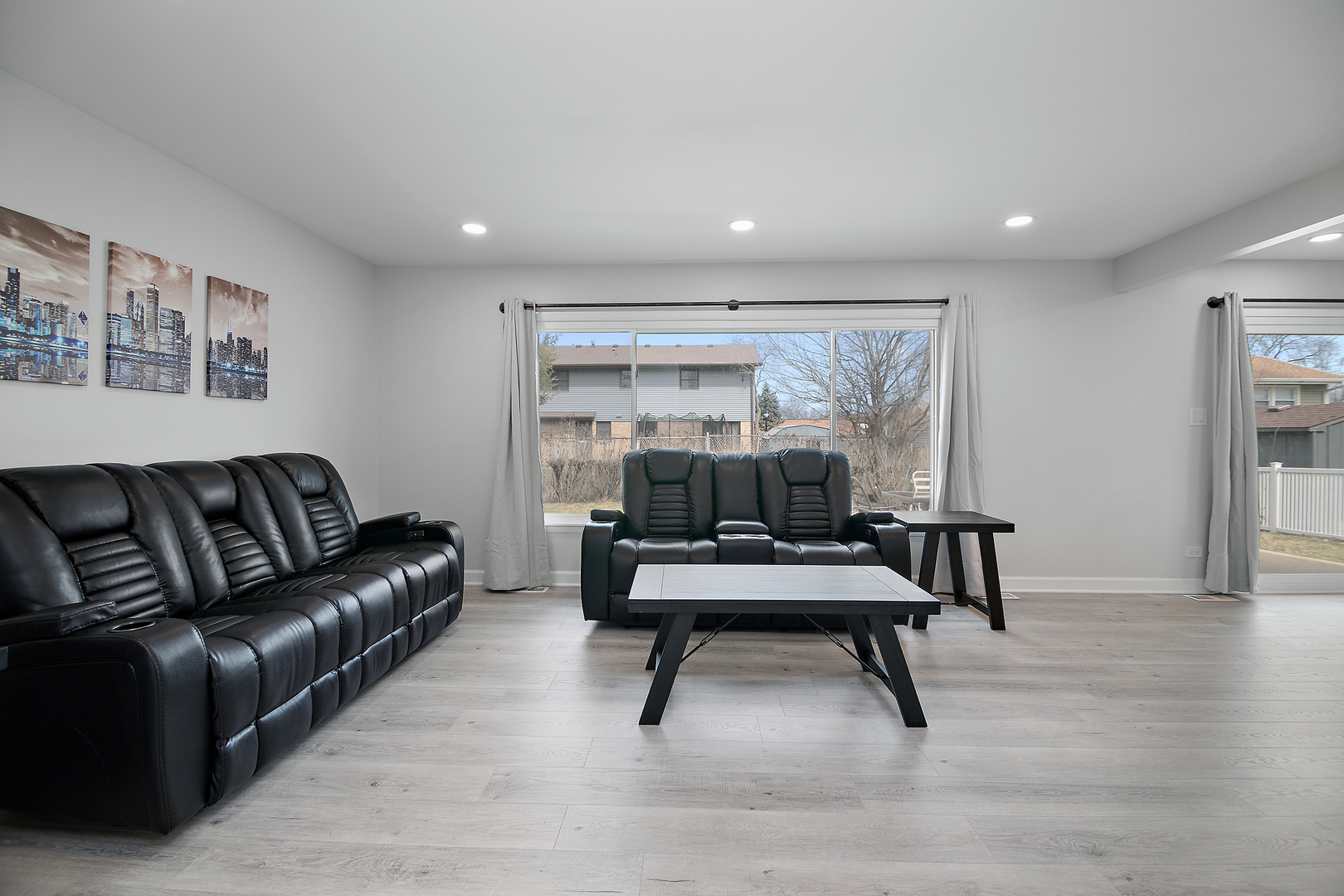 76 Grange Road Elk Grove Village, IL 60007 - Photo 9 of 39 Gallery Image 9