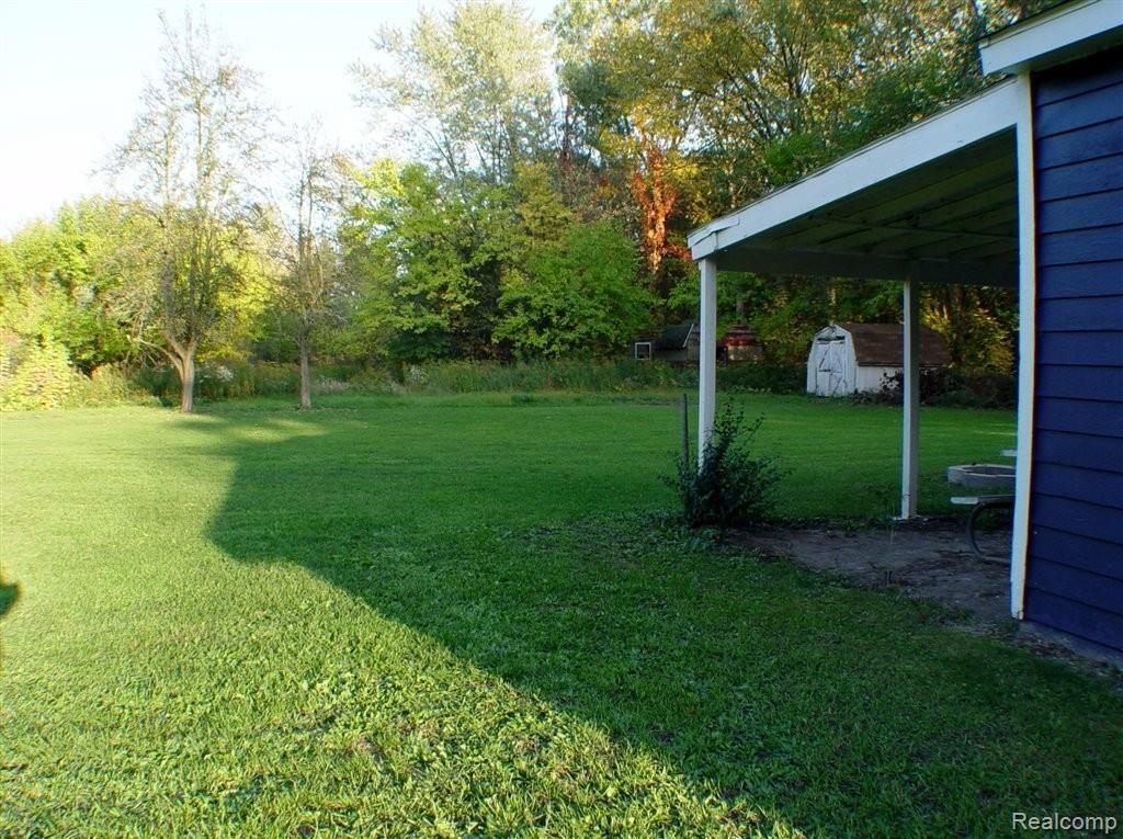 13715 Farm Road Belleville, MI 48111 - Photo 20 of 23 Awesome home on 2.50 acres (25).