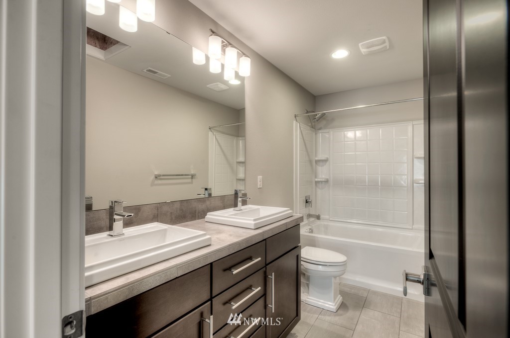 1118 199th Street Southeast, Unit ARV35 Bothell, WA 98012 - Photo 14 of 16