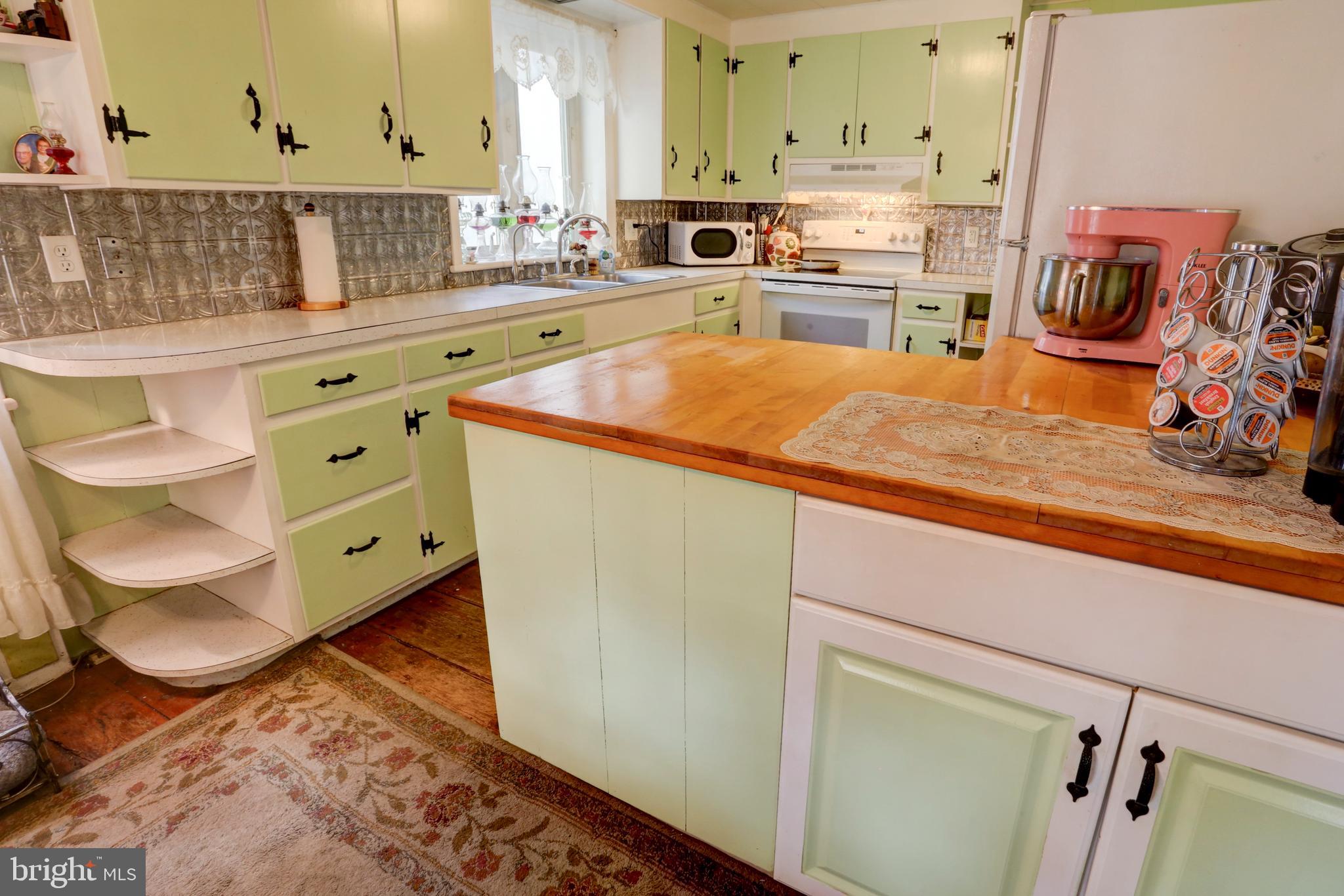 2085 Main Street Narvon, PA 17555 - Photo 12 of 37