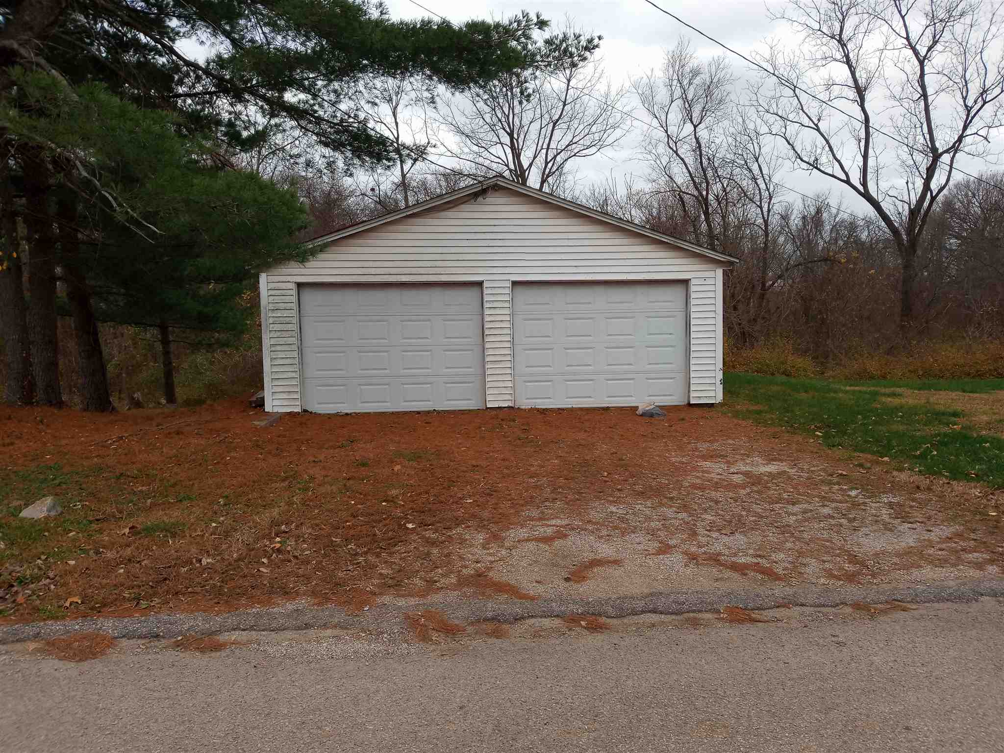 415 Bailey Scales Road Bedford, IN 47421 - Photo 5 of 7