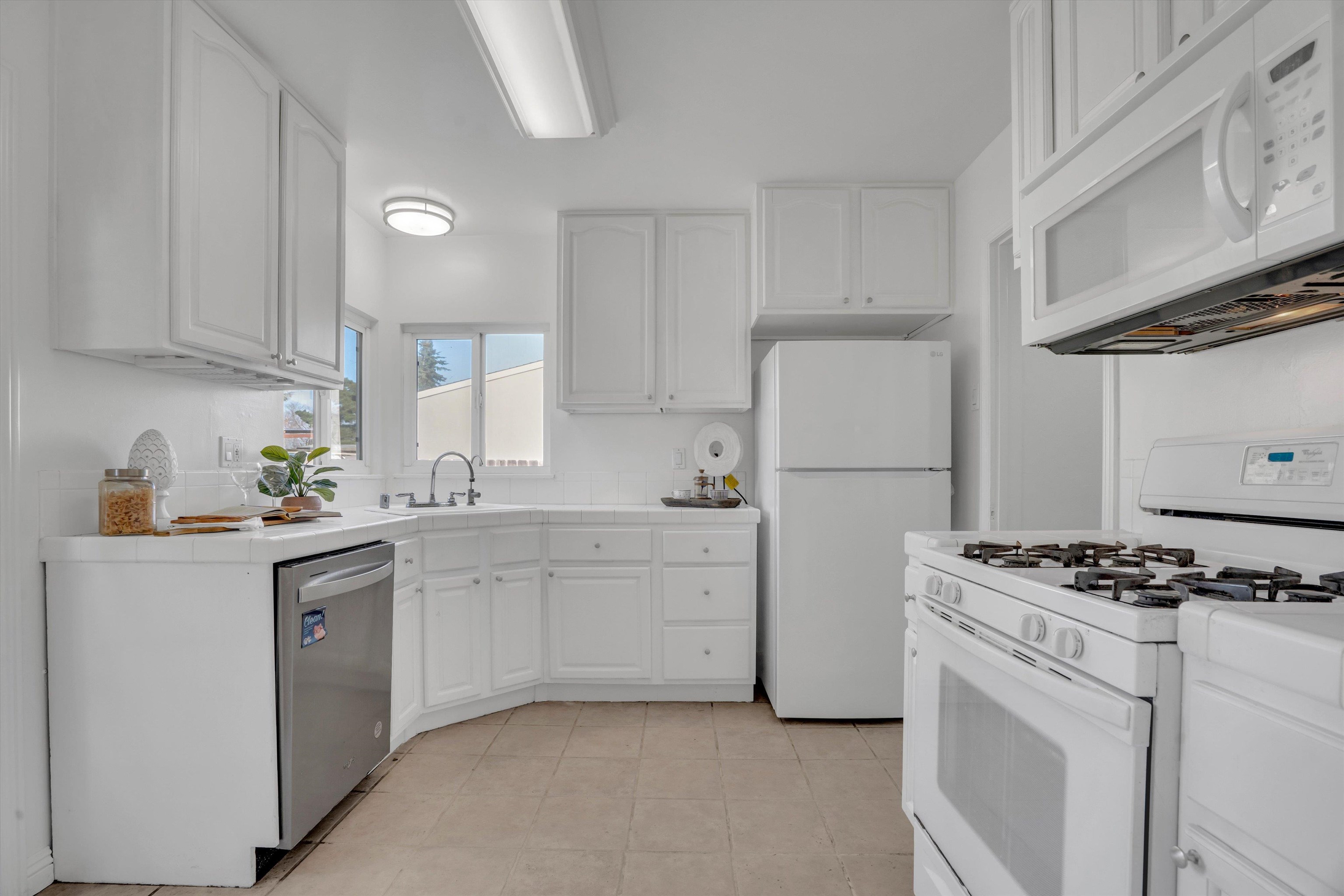 1024 Locust Street Livermore, CA 94551 - Photo 15 of 41