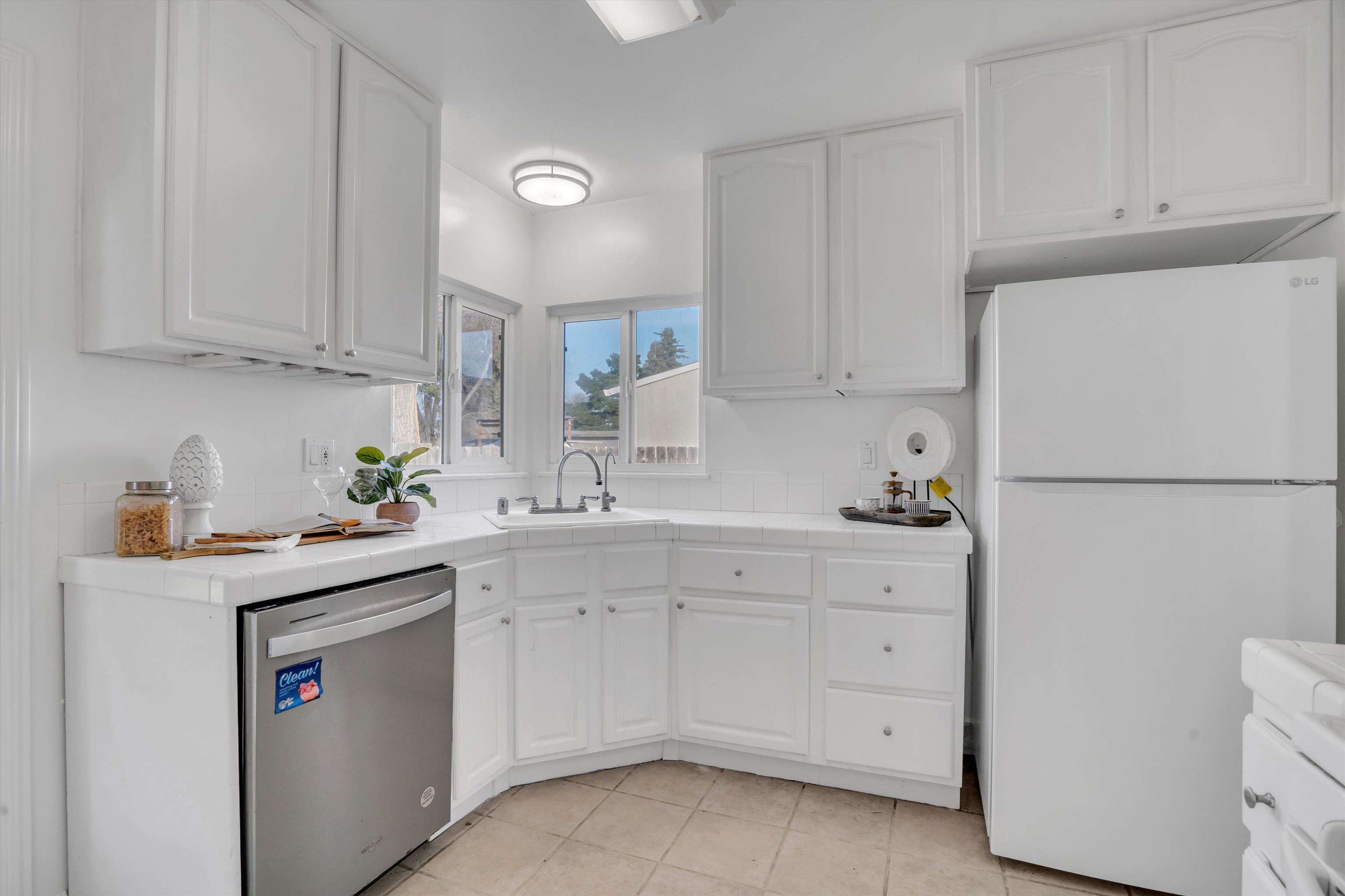 1024 Locust Street Livermore, CA 94551 - Photo 17 of 41