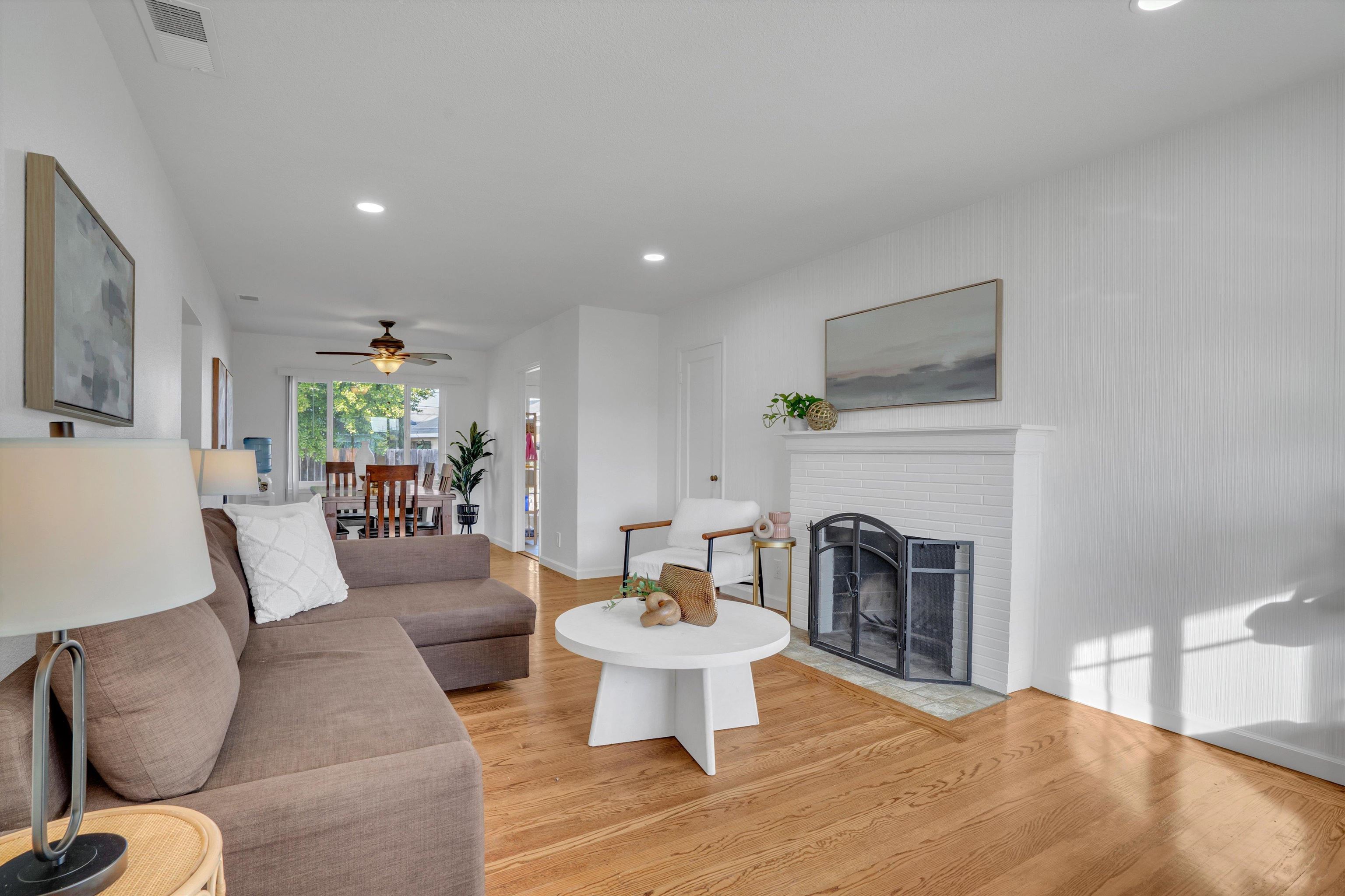 1024 Locust Street Livermore, CA 94551 - Photo 9 of 41