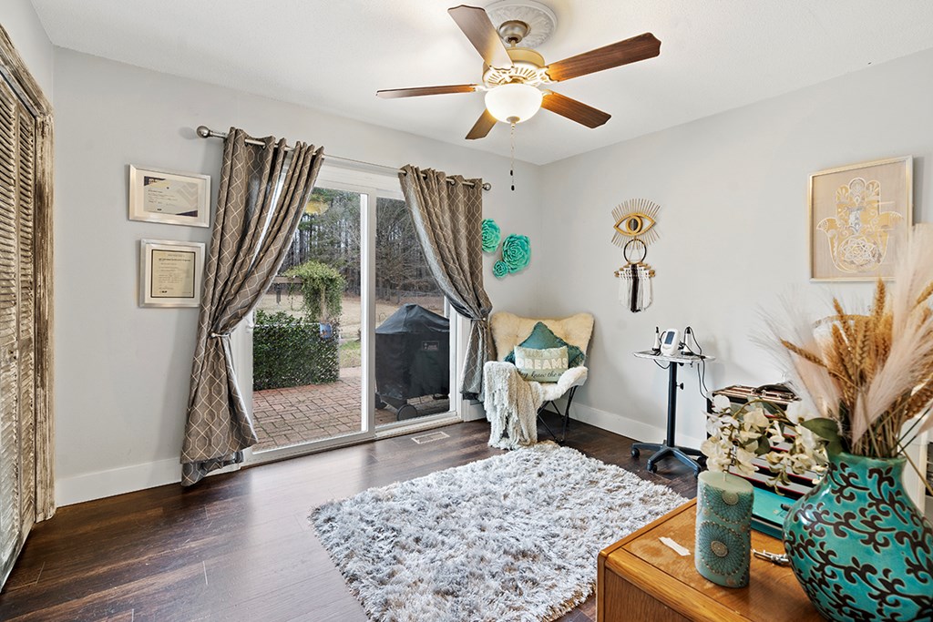 317 Manning Road Greenwood, SC 29649 - Photo 17 of 26 Gallery Image 17