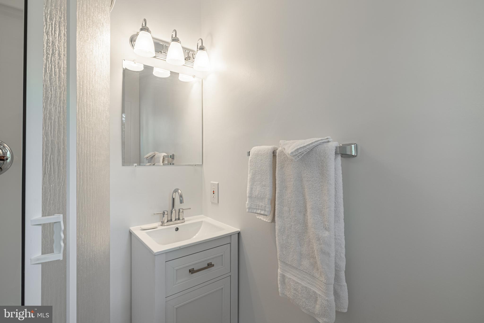 8006 Anoka Road Henrico, VA 23229 - Photo 20 of 36
