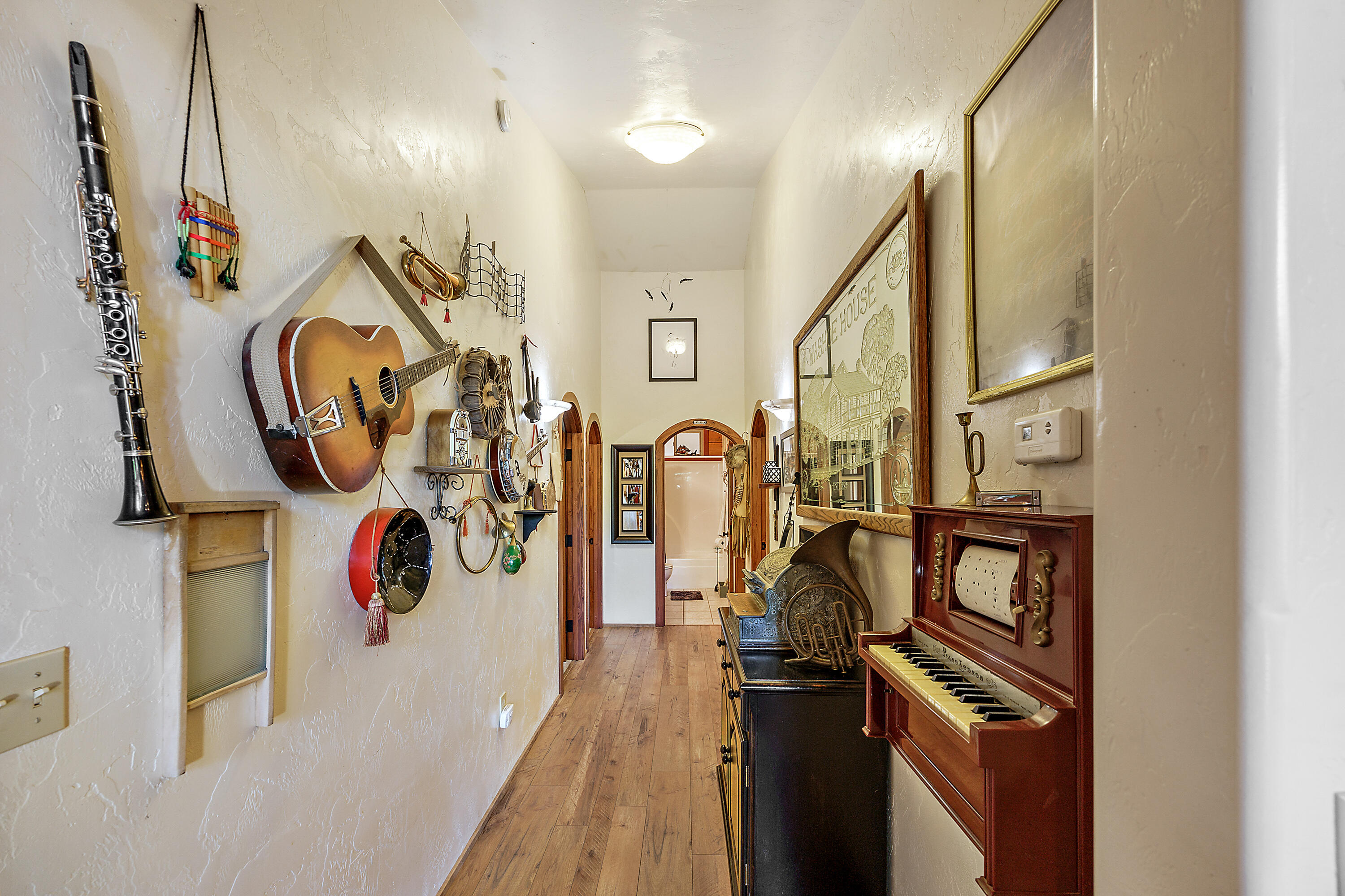 16547 Meadows Road White City, OR 97503 - Photo 15 of 76 Gallery Image 15