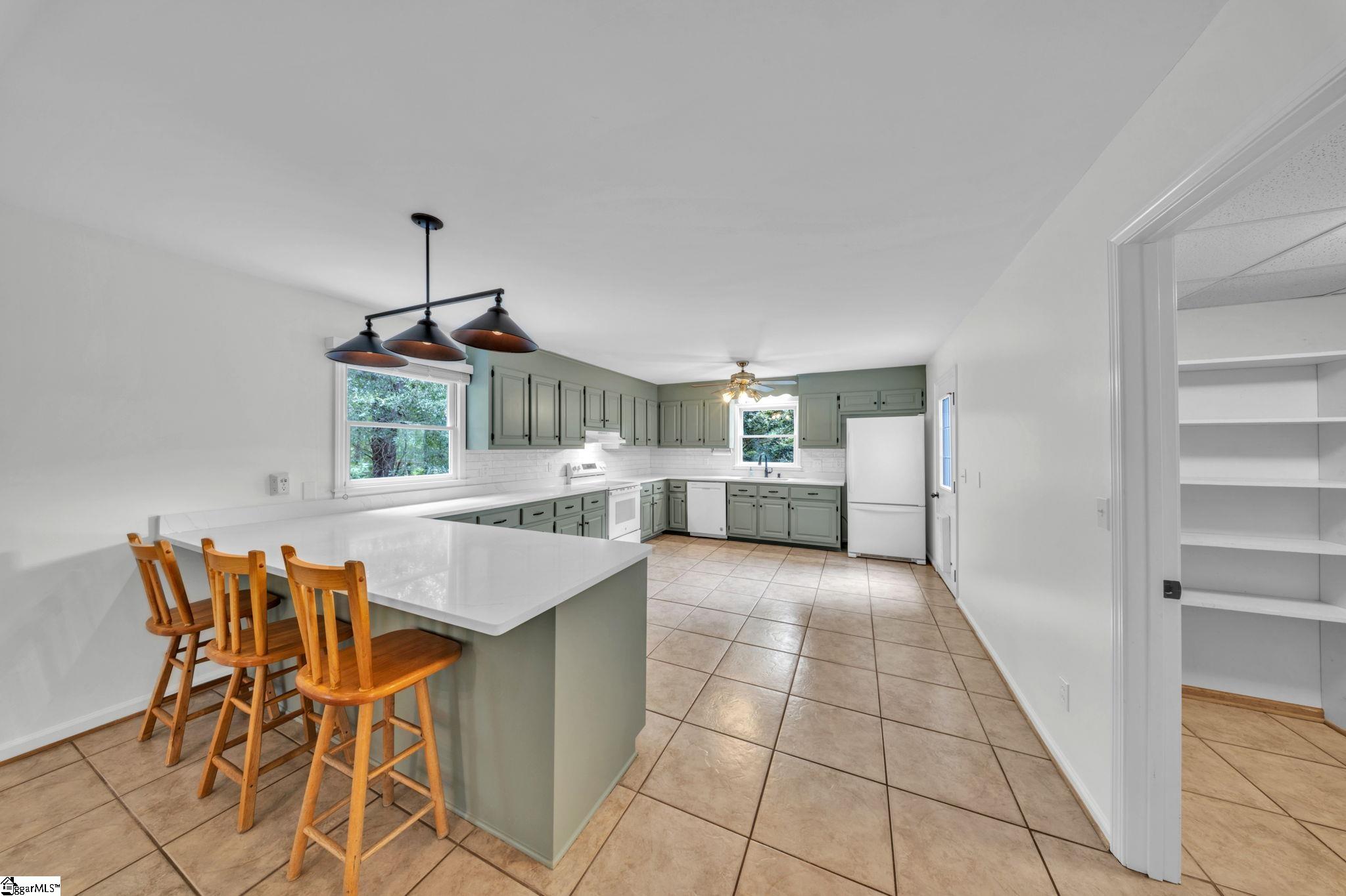 215 Riverside Drive Piedmont, SC 29673 - Photo 8 of 32