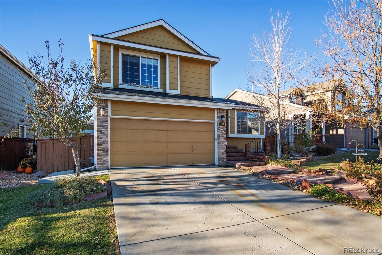 975 Timbervale Trail Highlands Ranch, CO 80129 - Photo 3 of 31