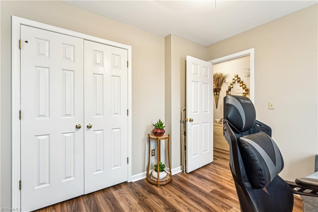5220 Bridge Pointe Drive Clemmons, NC 27012 - Photo 25 of 34 3rd bed/office area..