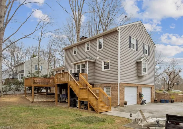 $429,900 | 5220 Bridge Pointe Drive, Clemmons, NC 27012