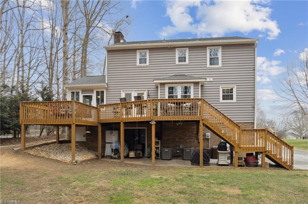 5220 Bridge Pointe Drive Clemmons, NC 27012 - Photo 33 of 34 Large backyard..