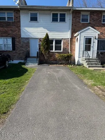 $2,200 | 285 Mt Hope Drive, Albany, NY 12202